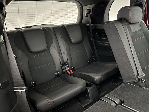 Mercedes-Benz GLB180 d 22 of 27
