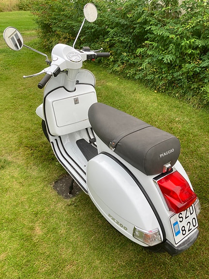 Piaggio Vespa PX 11 of 20