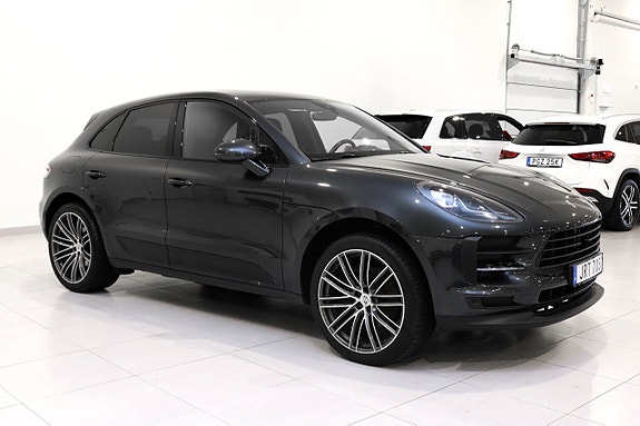 Porsche Macan 2 of 30