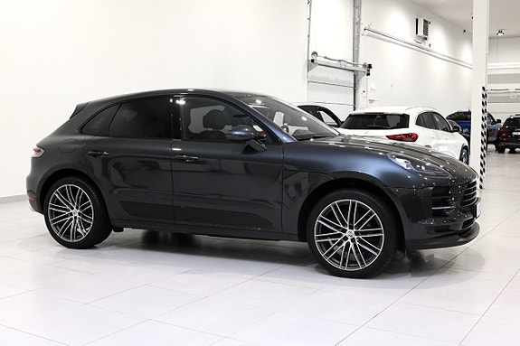 Porsche Macan 3 of 30