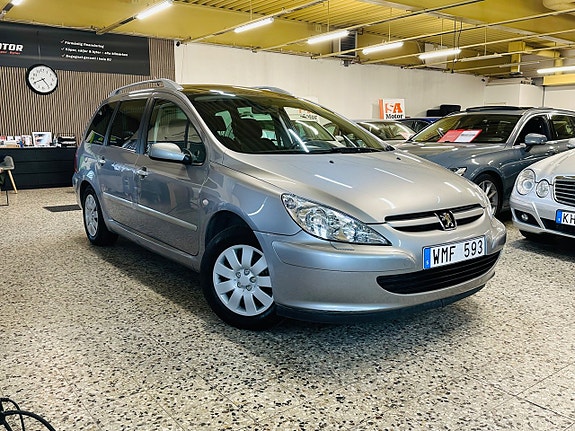 Peugeot 307 SW 2 of 17