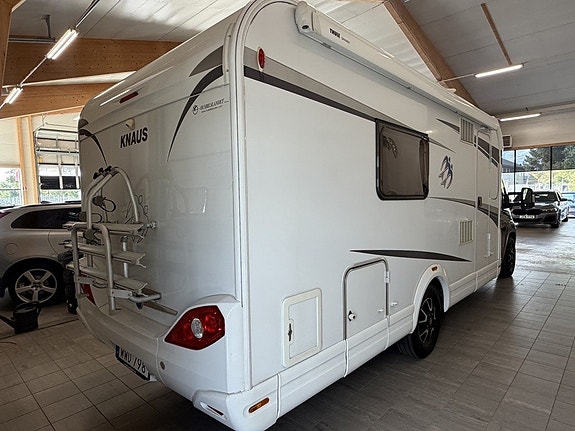 Knaus Sky 700 TI Fukttestad U.A / Låga Långbäddar / 1900 Mil / 1 Ägare / 4 of 15