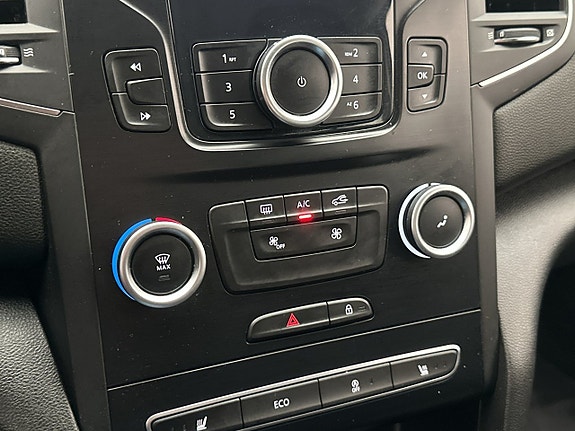 Renault Megane 19 of 28