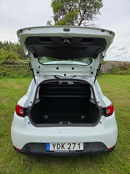 Renault Clio 4 of 12