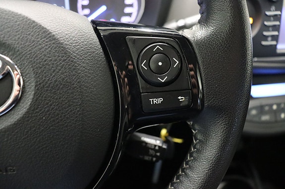 Toyota Yaris 16 of 25