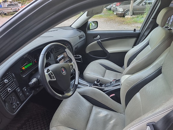 Saab 9-5 6 of 7