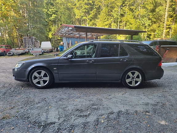 Saab 9-5 3 of 7