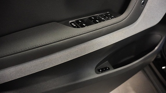 Polestar 2 13 of 23