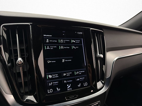 Volvo V60 24 of 30