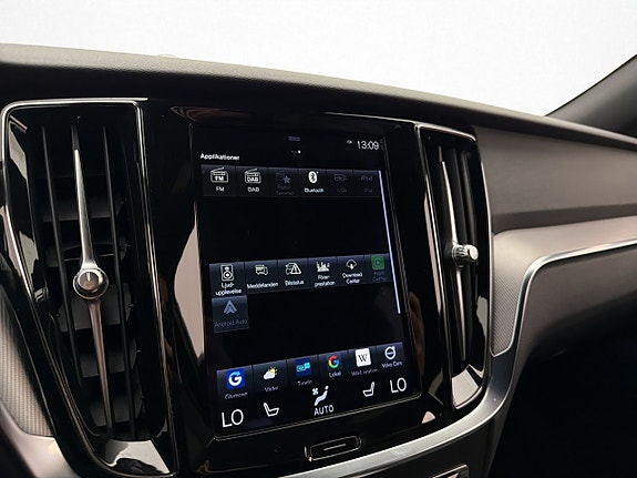 Volvo V60 26 of 30