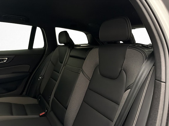 Volvo V60 30 of 30