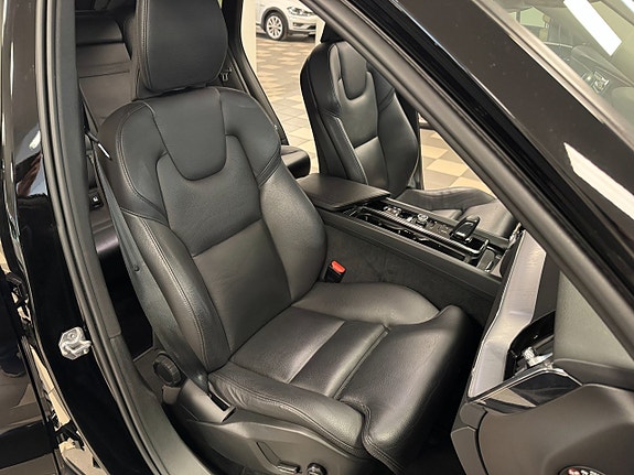 Volvo XC60 23 of 24