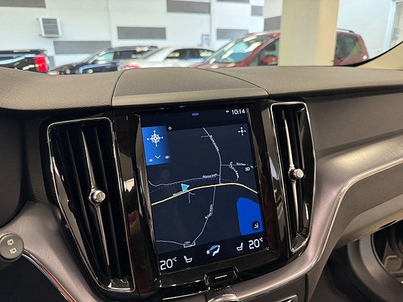Volvo XC60 14 of 24