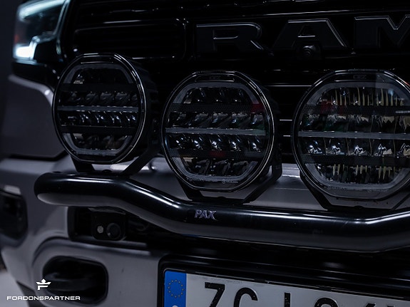 Dodge RAM 1500 3 of 30