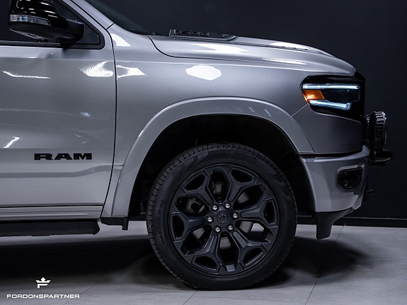 Dodge RAM 1500 15 of 30