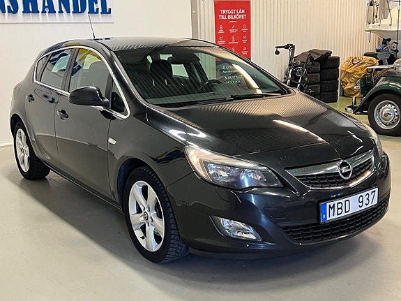 Opel Astra 4 of 24