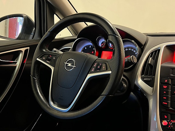 Opel Astra 20 of 24