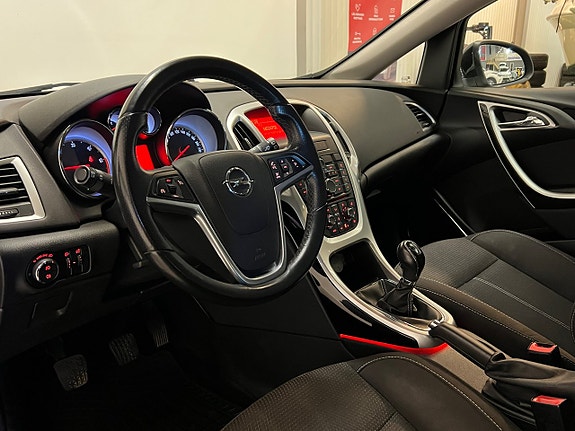 Opel Astra 11 of 24