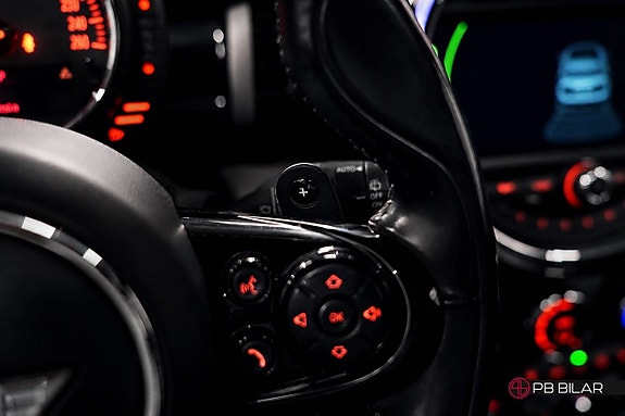 MINI Cooper S 24 of 26