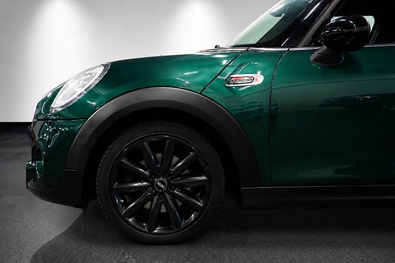 MINI Cooper S 3 of 26