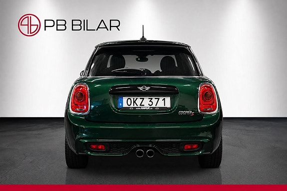 MINI Cooper S 6 of 26