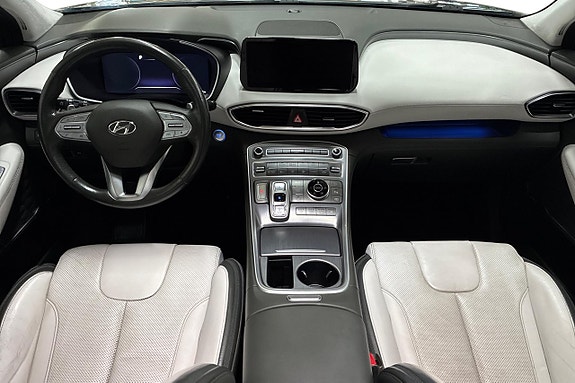 Hyundai Santa Fe 12 of 30