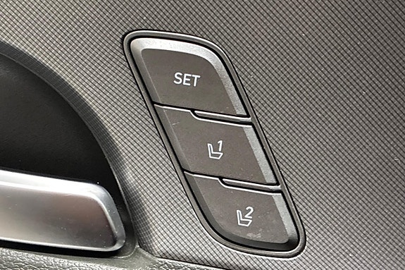 Hyundai Santa Fe 27 of 30