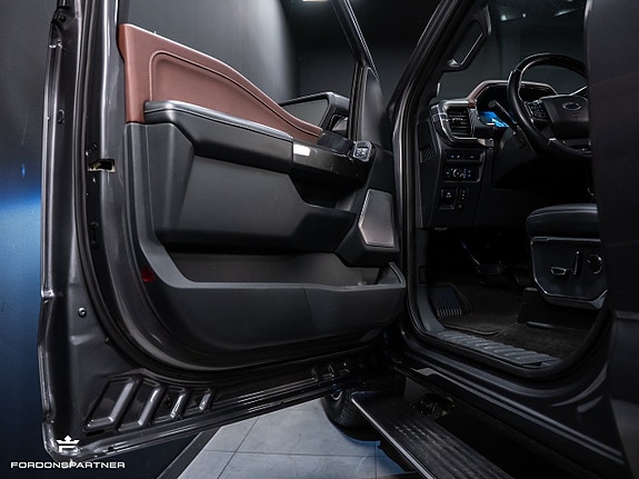 Ford F-150 17 of 30
