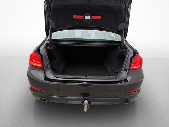 BMW 520i 30 of 30