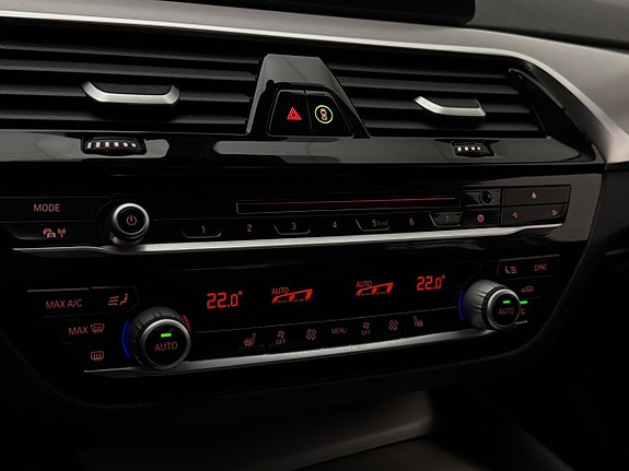 BMW 520i 25 of 30