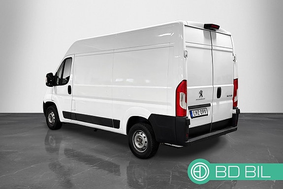 Peugeot Boxer 2 of 18