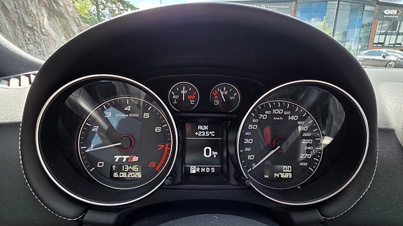 Audi TTS 9 of 11