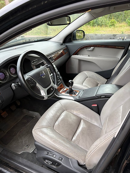 Volvo S80 4 of 9