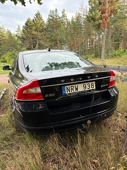 Volvo S80 3 of 9