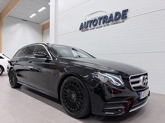 Mercedes-Benz E200 6 of 25