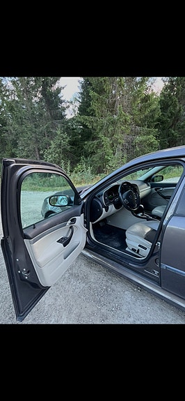 Saab 9-3 2 of 6