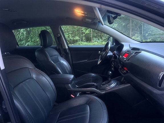 Kia Sportage 10 of 12