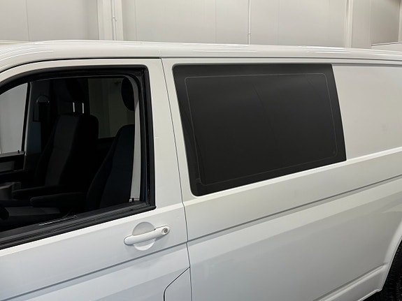 Volkswagen Transporter 8 of 27