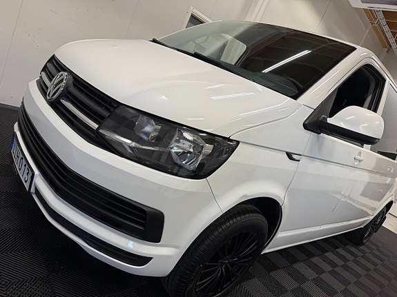 Volkswagen Transporter 7 of 27