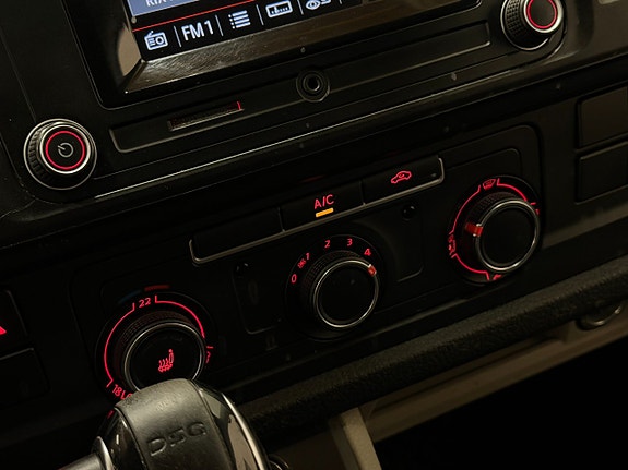 Volkswagen Transporter 21 of 27