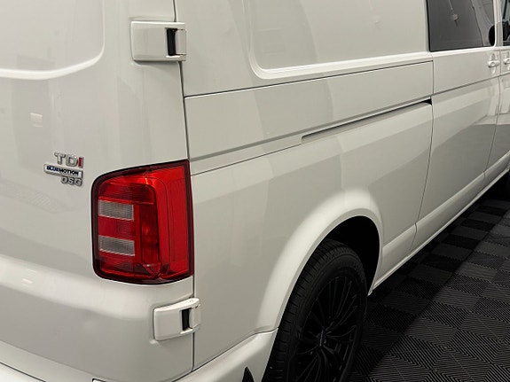 Volkswagen Transporter 14 of 27