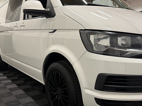 Volkswagen Transporter 15 of 27