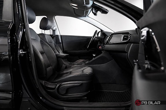 Kia Niro 11 of 24
