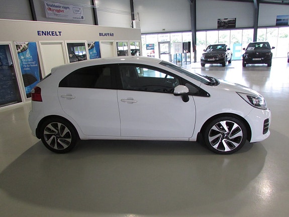 Kia Rio 4 of 18