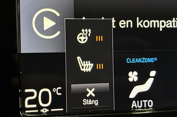 Volvo XC40 21 of 25