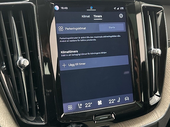 Volvo XC60 26 of 30