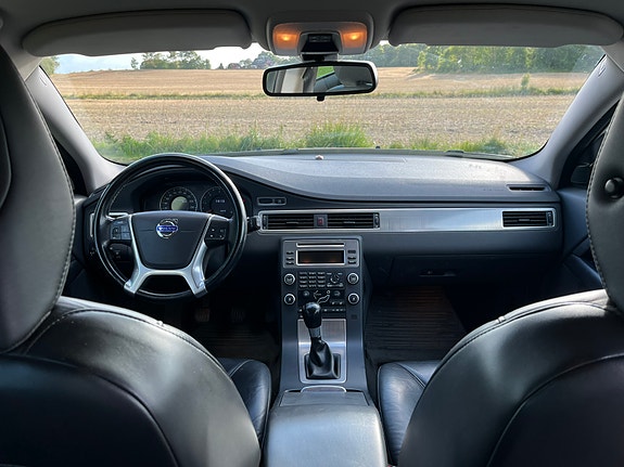Volvo V70 5 of 10