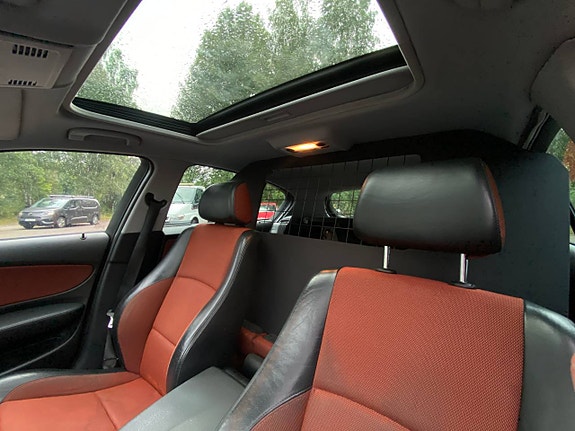 BMW 118d 6 of 7