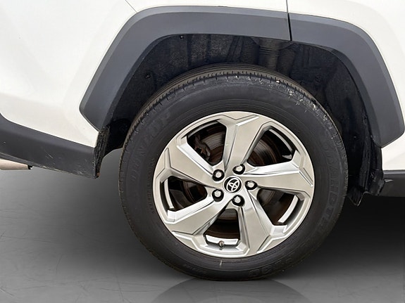 Toyota RAV4 29 of 30