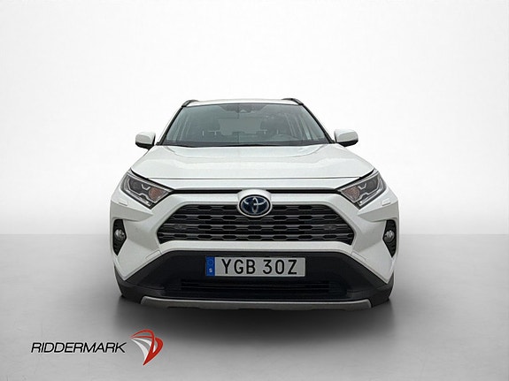Toyota RAV4 2 of 30